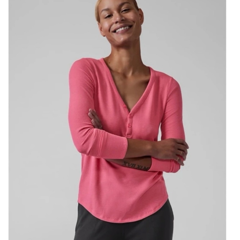 Athleta Wind Down Sleep Top in Dragonfruit Pink